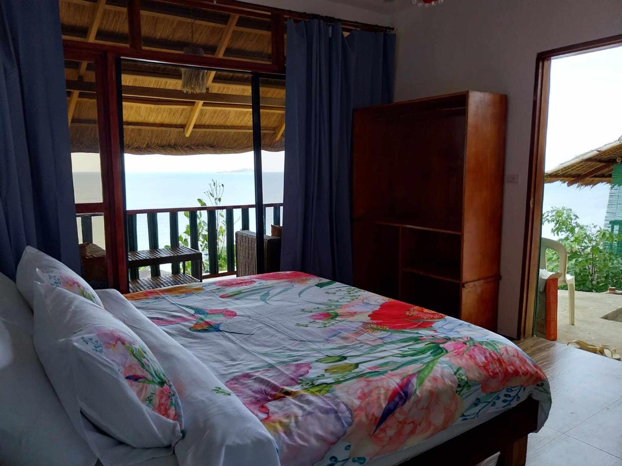 Miley Lodging Restobar New Busuanga Exterior foto